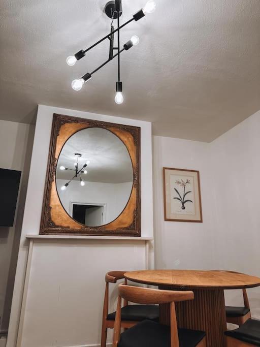 Modern Flat In Central Лондон Экстерьер фото