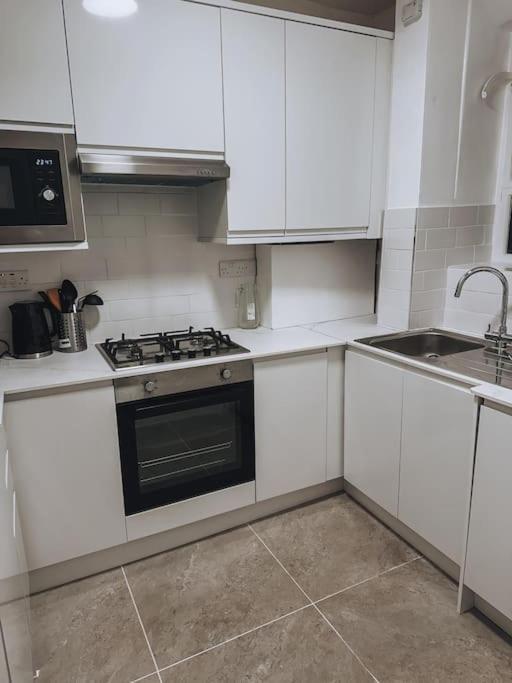 Modern Flat In Central Лондон Экстерьер фото