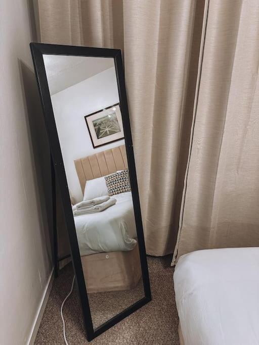 Modern Flat In Central Лондон Экстерьер фото
