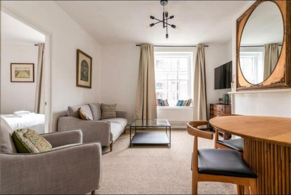 Modern Flat In Central Лондон Экстерьер фото